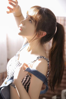 放荡女教师雅黎莹全文